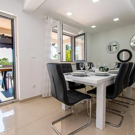 La Perla Pula,kroatien וילה פולה