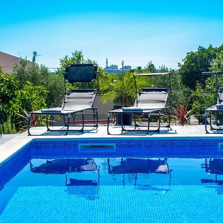 Villa La Perla Pula,kroatien - By Istrabook Pula