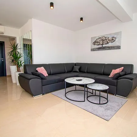 La Perla Pula,kroatien Вилла