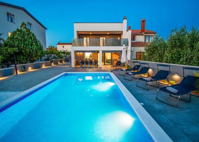 La Perla Pula,kroatien Вилла *