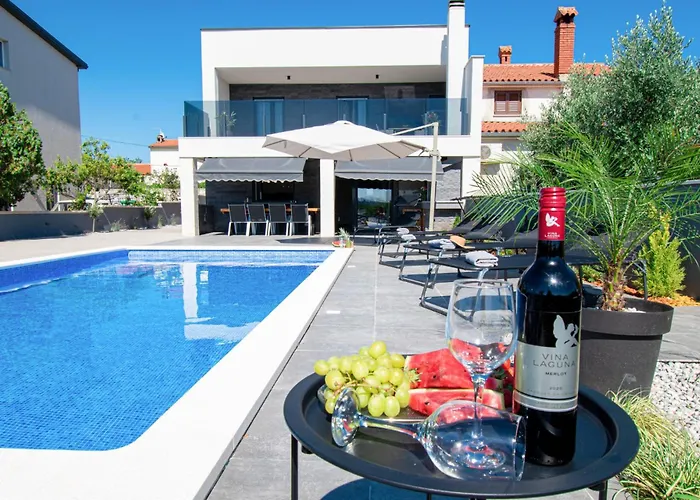 La Perla Pula,kroatien Вилла *