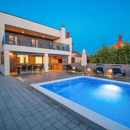 Villa La Perla Pula,kroatien Póla